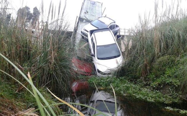 Accidente camion ruta 88 abr 2015 (1)