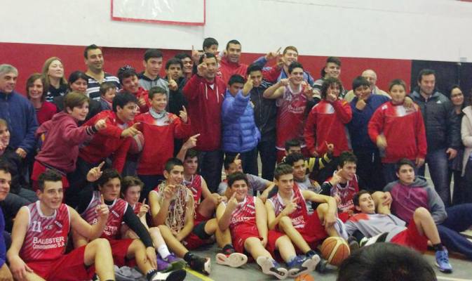 Independiente campeón básquet sub 15