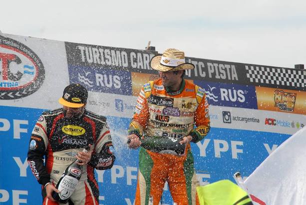 Jonatan Castellano triunfo Paraná 2017 - TC (2)