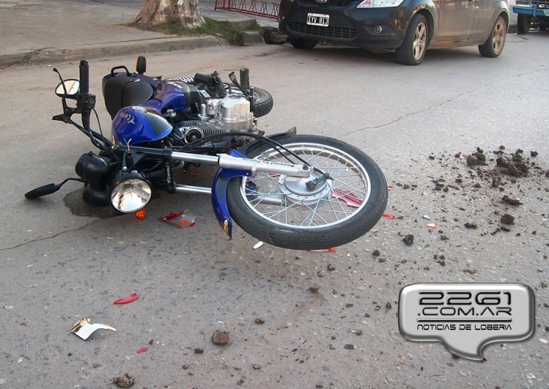 accidente moto camio3