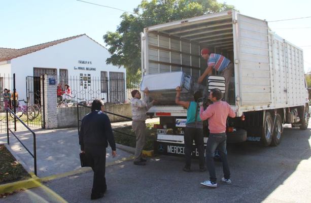 escuelas loberia mobiliario